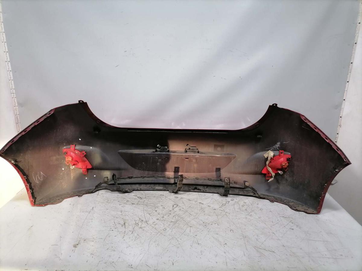 Hyundai I30 original Sto&szlig;stange Stossf&auml;nger hinten Cool Red Flie&szlig;heck Bj.2014